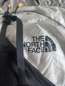 North Face batoh plecniak ruksak vak FLYWEIGHT PACK ORIGINAL - 2