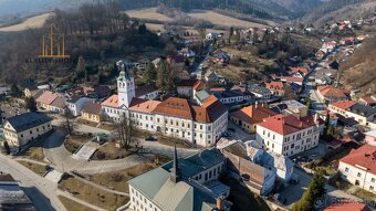 Na predaj historický objekt, dom v centre mesta Gelnica - 2