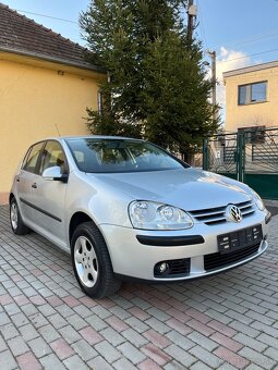 Volkswagen Golf 5 1.6 Benzin + LPG = 75kW, rv 2009 = - 2