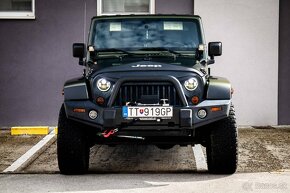 Jeep Wrangler SAHARA 2.8 A/T - 2