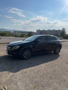 Mercedes GLA  4matic - 2