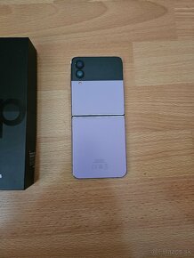 Samsung Galaxy Z flip 4 purple - 2