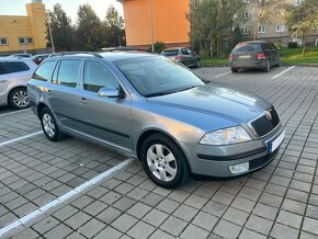 Škoda Octavia Combi 2.0 TDI Elegance - 2