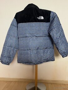 Supreme SS21 The North Face bunda - 2