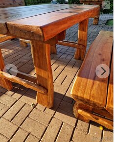 Stôl a lavice z masívneho dreva - 2