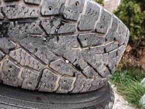 Pneu Nokian 215/65R16C 107/109R - 2