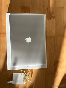 Macbook Pro 15-inch Mid 2015 retina i7 2,2Ghz 16GB - 2