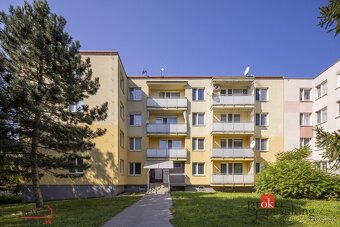 3 izbový byt 72 m2 s balkónom 4,4 m2, Brezová pod Bradlom - 2