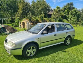 Škoda Octavia combi 1.6i - 2