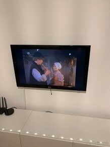 Predam 37” LG TV+konzola Zadarmo - 2