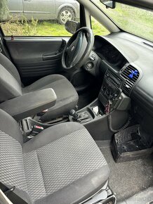 Opel Zafira 2.0 DTI - 2