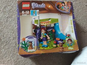 Lego Friends 41327 Mia a jej spáľňa - 2