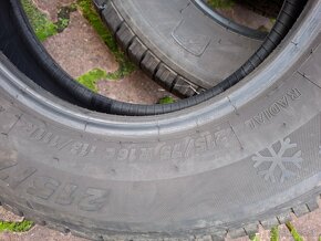 Predám zimné pneumatiky 215/75R16C - 2