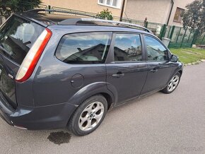 Ford Focus combi 1,8 TDCi, r. 2010 - 2