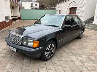 Mercedes 190E 2,0 benzin r.v:1988 - 2