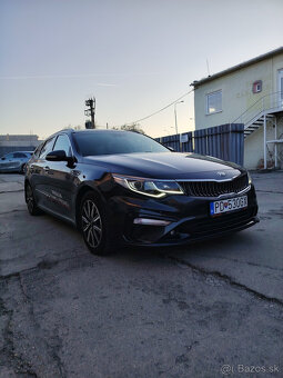 KIA OPTIMA SW 1,6 CRDI GOLD 82 000KM ZÁRUKA - 2