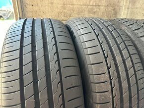 205/50R17 - 2