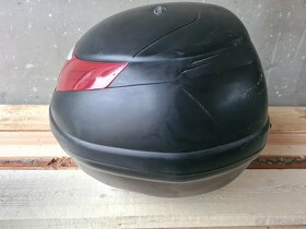 Predám kufor s platňou Kymco - 2