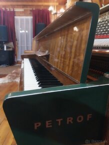 Pianino   Petrof  ...  Luxusné - 2