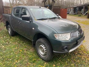 MITSUBISHI L200 2.5DI-D 4-WD  ROK-2014 - 2