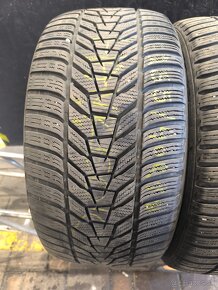 255/40 R18 Hankook zimne pneumatiky - 2