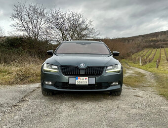 Škoda Superb Combi Sportline 2.0 TDI 2018, Matrix, 145000 km - 2