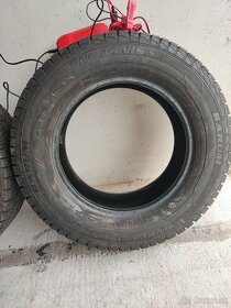 Predám zimné pneumatiky 225/65 R16C - 2