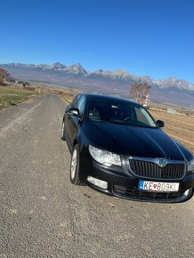 Škoda Superb 2.0 TDI DSG - 2