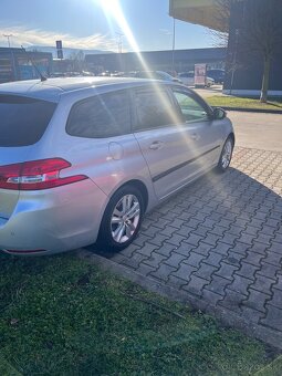 Peugeot 308 SW 1.6 HDi Allure Stop&Start - 2