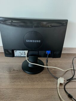 Monitor Samsung - 2