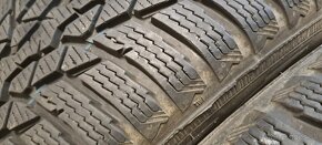 Predám 4ks jazdené zimné 205/60r16-96H Nokian - 2