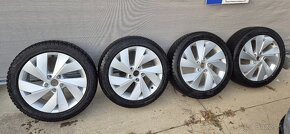 VW Golf 8 5H - originál 17" alu disky so zimnými pneu - 2