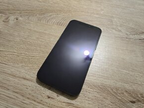 Iphone 12 pro 512gb v top stave ma len velmi jemne znamky po - 2