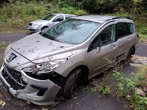 Odpredaj hnuteľného majetku štátu: Peugeot 308 BREAK/SW - 2