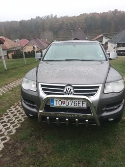 Volkswagen Touareg - 2