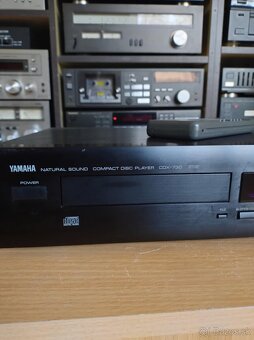 Yamaha CDX-730 - 2