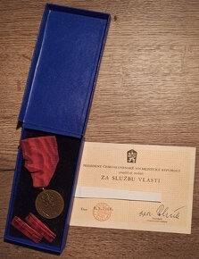 Medaile a odznaky - 2