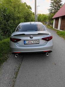 Alfa Romeo Giulia 2.2JTD - 2