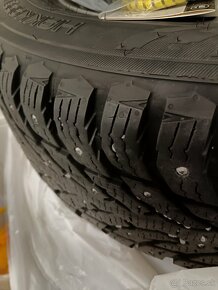 Predám zimné pneumatiky 225/60 R17 - 2