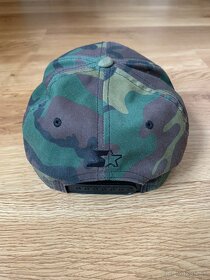 Predám šiltovku Kith Starter Camo Snapback - 2