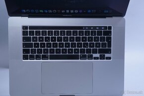 ZÁRUKA/Macbook Pro16 TB CTO/I9 2.4GHZ/32GB RAM/512GB SSD - 2