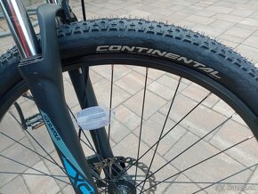 Predám horský bike CTM 29 "kolesá ako nový vo výbave - 2