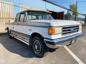 1990 Ford F-250 XLT LARIAT | 7.5 V8 | prodloužená kabina - 2