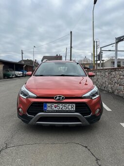 Hyundai i20 Active Automat - 2