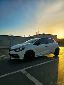 Renault Clio 1.6 R.S.Trophy 220 EDC - 2