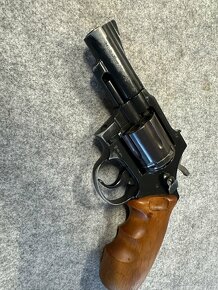 Revolver LUGER - 2