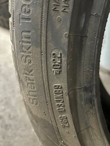 ZIMNÉ pneu  235/45 r18 uniroyal - 2