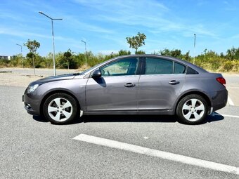 Predám Chevrolet cruze - 2