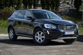 Volvo XC60 D5 Momentum AWD - 2