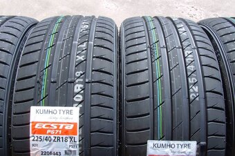 Kumho Ecsta PS71 225/40R18 - 2